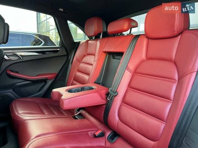 Сірий Порше Масан, об'ємом двигуна 3 л та пробігом 192 тис. км за 33500 $, фото 24 на Automoto.ua