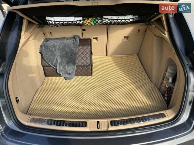 Серый Порше Масан, объемом двигателя 3 л и пробегом 158 тыс. км за 30000 $, фото 10 на Automoto.ua