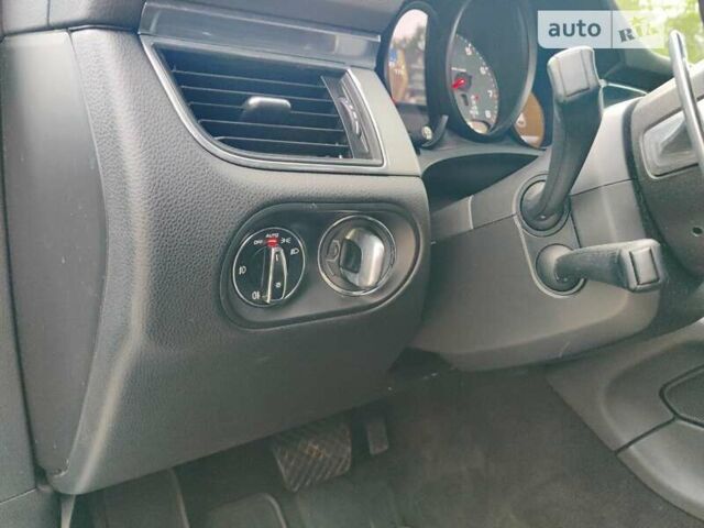 Серый Порше Масан, объемом двигателя 3 л и пробегом 151 тыс. км за 30500 $, фото 23 на Automoto.ua