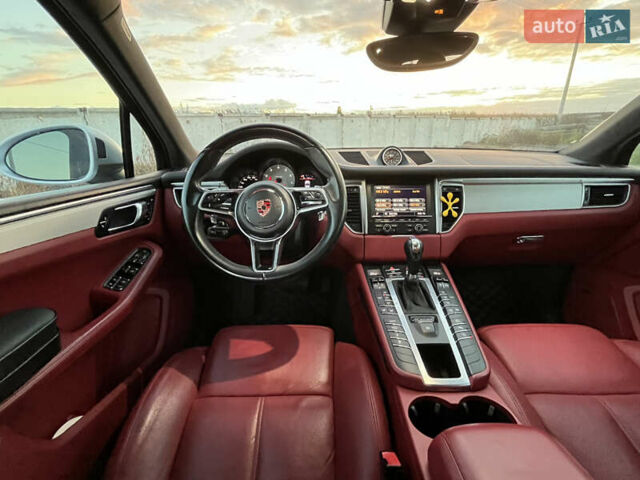 Порше Масан 2015 у Києві на Automoto.ua Сірий Порше Масан, об'ємом двигуна 3 л та пробігом 113 тис. км за 24500 $, фото 5 на Automoto.ua