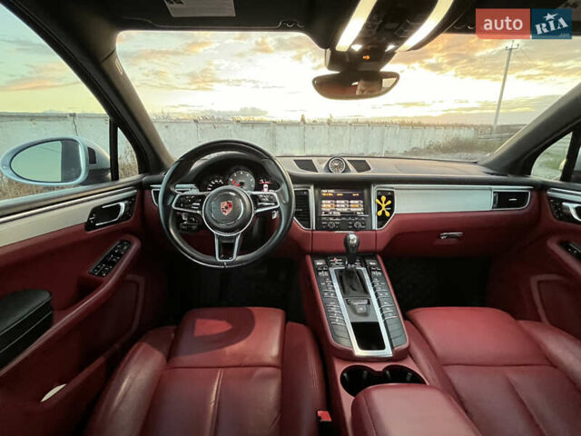 Порше Масан 2015 у Києві на Automoto.ua Сірий Порше Масан, об'ємом двигуна 3 л та пробігом 113 тис. км за 24500 $, фото 9 на Automoto.ua