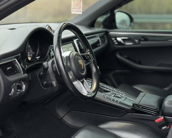 Сірий Порше Масан, об'ємом двигуна 3 л та пробігом 120 тис. км за 27999 $, фото 13 на Automoto.ua