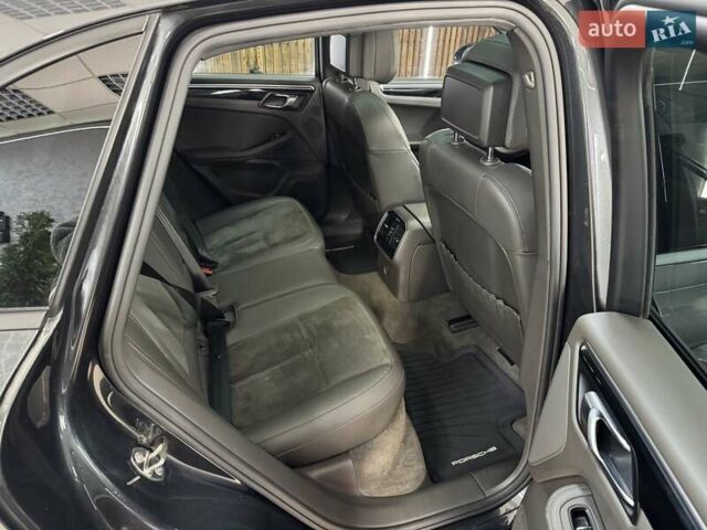 Серый Порше Масан, объемом двигателя 1.98 л и пробегом 195 тыс. км за 30990 $, фото 10 на Automoto.ua