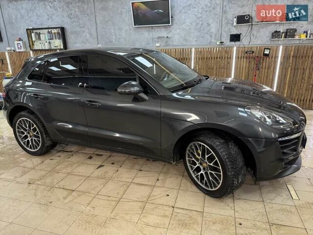 Серый Порше Масан, объемом двигателя 1.98 л и пробегом 195 тыс. км за 30990 $, фото 8 на Automoto.ua