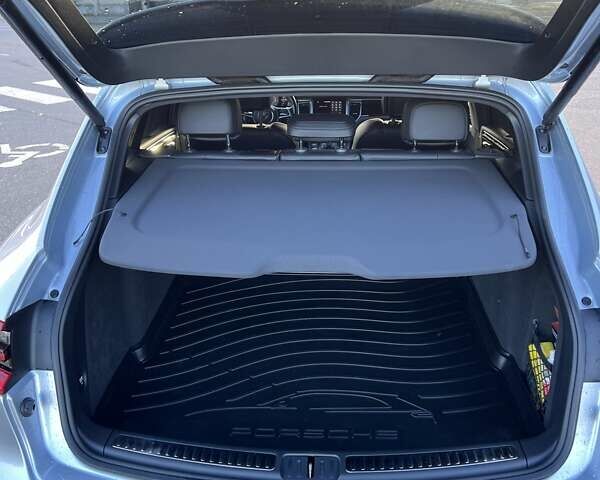 Серый Порше Масан, объемом двигателя 3 л и пробегом 100 тыс. км за 29800 $, фото 27 на Automoto.ua