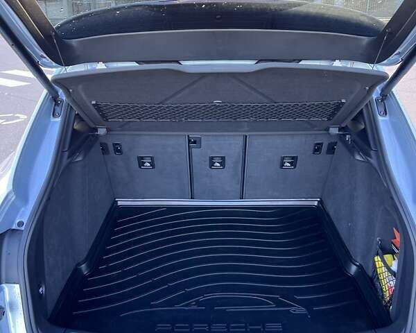 Серый Порше Масан, объемом двигателя 3 л и пробегом 100 тыс. км за 29800 $, фото 26 на Automoto.ua