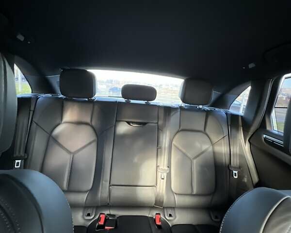 Серый Порше Масан, объемом двигателя 3 л и пробегом 100 тыс. км за 29800 $, фото 49 на Automoto.ua