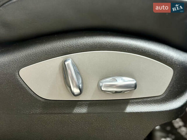 Серый Порше Масан, объемом двигателя 3 л и пробегом 177 тыс. км за 38000 $, фото 42 на Automoto.ua