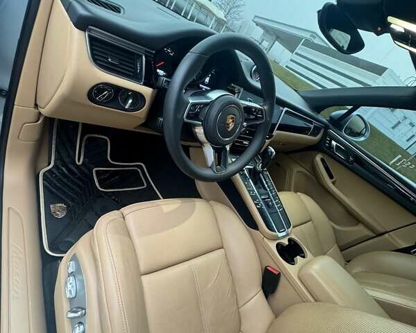 Серый Порше Масан, объемом двигателя 1.98 л и пробегом 86 тыс. км за 29399 $, фото 19 на Automoto.ua