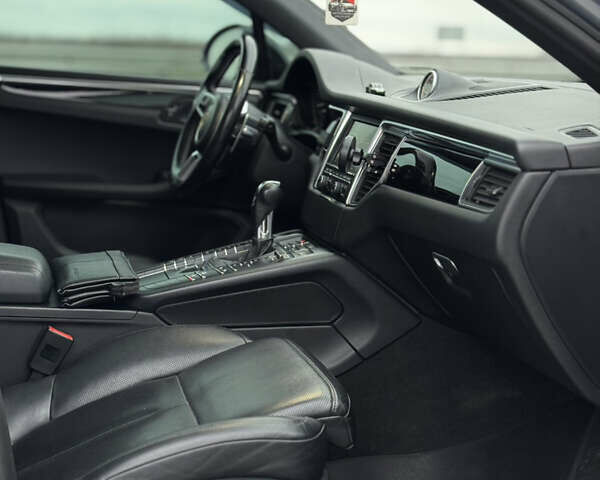 Сірий Порше Масан, об'ємом двигуна 3 л та пробігом 120 тис. км за 27999 $, фото 10 на Automoto.ua