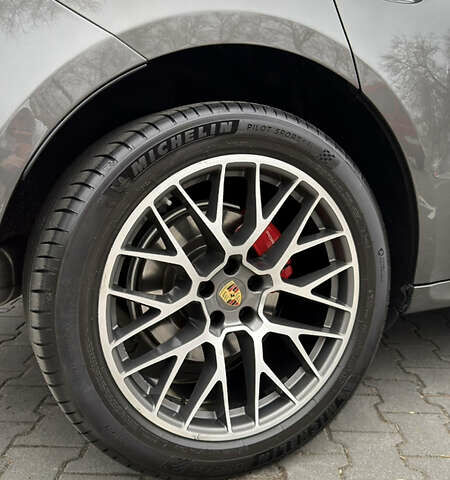 Серый Порше Масан, объемом двигателя 2.89 л и пробегом 106 тыс. км за 30500 $, фото 10 на Automoto.ua