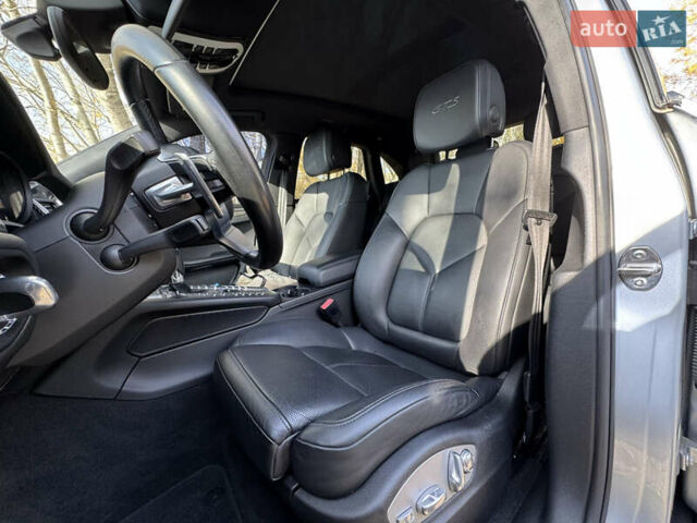 Порше Масан 2016 в Киеве на Automoto.ua Серый Порше Масан, объемом двигателя 3 л и пробегом 111 тыс. км за 32000 $, фото 8 на Automoto.ua