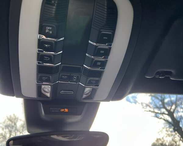 Серый Порше Масан, объемом двигателя 3 л и пробегом 100 тыс. км за 29800 $, фото 40 на Automoto.ua