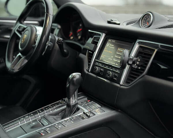 Сірий Порше Масан, об'ємом двигуна 3 л та пробігом 120 тис. км за 27999 $, фото 11 на Automoto.ua