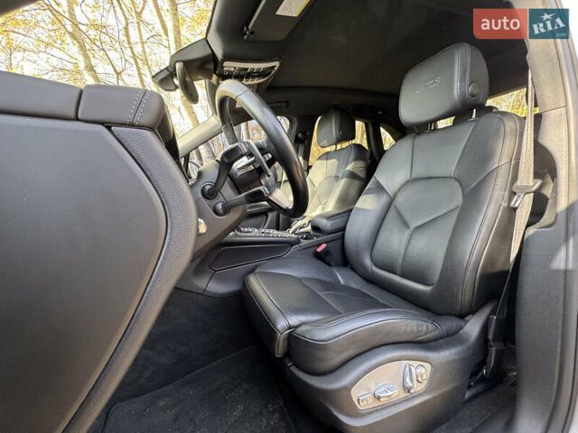 Порше Масан 2016 в Киеве на Automoto.ua Серый Порше Масан, объемом двигателя 3 л и пробегом 111 тыс. км за 32000 $, фото 6 на Automoto.ua