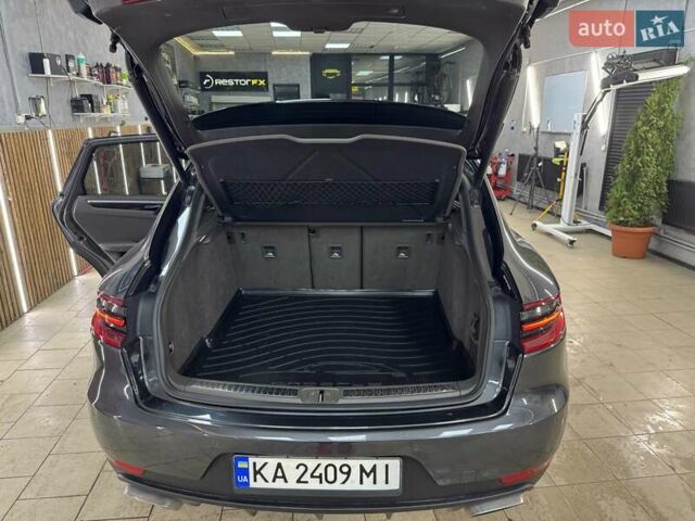 Серый Порше Масан, объемом двигателя 1.98 л и пробегом 195 тыс. км за 30990 $, фото 14 на Automoto.ua