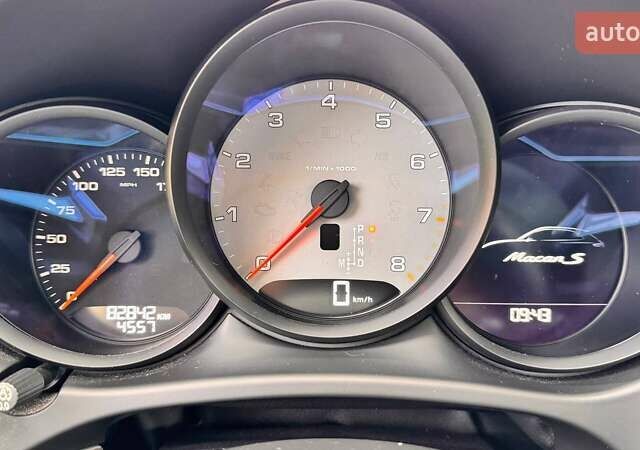 Порше Масан 2017 в Днепре (Днепропетровске) на Automoto.ua Серый Порше Масан, объемом двигателя 3 л и пробегом 83 тыс. км за 34000 $, фото 14 на Automoto.ua