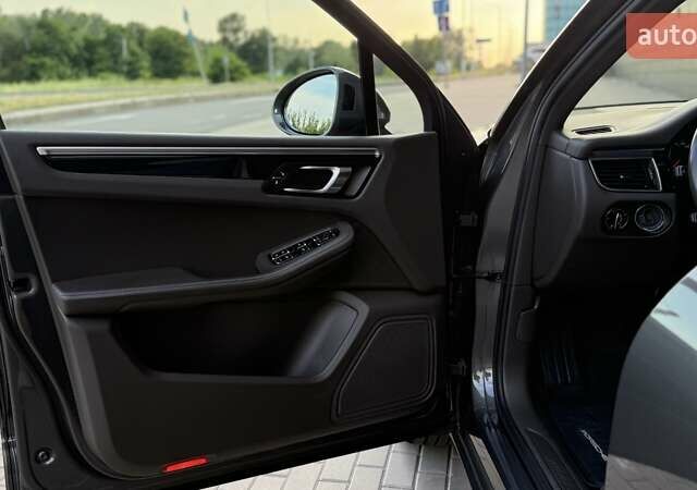 Сірий Порше Масан, об'ємом двигуна 1.98 л та пробігом 105 тис. км за 36200 $, фото 20 на Automoto.ua