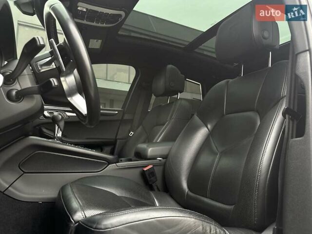 Серый Порше Масан, объемом двигателя 3 л и пробегом 79 тыс. км за 28500 $, фото 40 на Automoto.ua