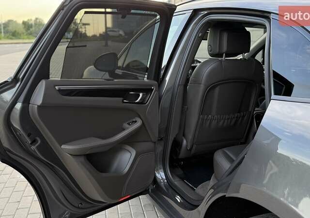 Сірий Порше Масан, об'ємом двигуна 1.98 л та пробігом 105 тис. км за 36200 $, фото 19 на Automoto.ua