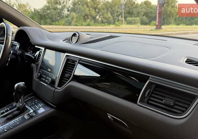 Сірий Порше Масан, об'ємом двигуна 1.98 л та пробігом 105 тис. км за 36200 $, фото 26 на Automoto.ua