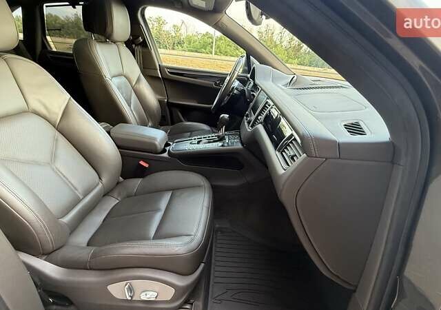 Сірий Порше Масан, об'ємом двигуна 1.98 л та пробігом 105 тис. км за 36200 $, фото 27 на Automoto.ua