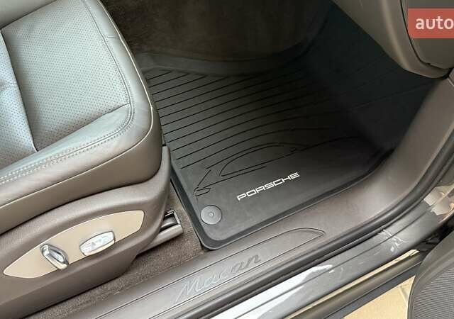 Сірий Порше Масан, об'ємом двигуна 1.98 л та пробігом 105 тис. км за 36200 $, фото 34 на Automoto.ua