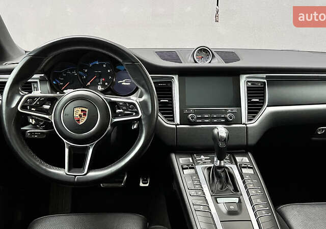 Сірий Порше Масан, об'ємом двигуна 1.98 л та пробігом 110 тис. км за 38500 $, фото 24 на Automoto.ua