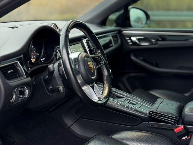 Сірий Порше Масан, об'ємом двигуна 3 л та пробігом 120 тис. км за 29999 $, фото 10 на Automoto.ua