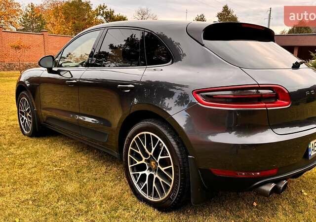 Порше Масан 2017 в Днепре (Днепропетровске) на Automoto.ua Серый Порше Масан, объемом двигателя 3 л и пробегом 83 тыс. км за 34000 $, фото 2 на Automoto.ua