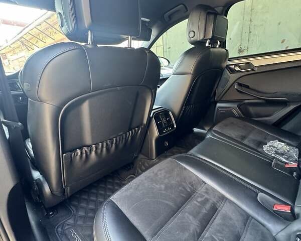 Серый Порше Масан, объемом двигателя 3 л и пробегом 130 тыс. км за 48000 $, фото 9 на Automoto.ua