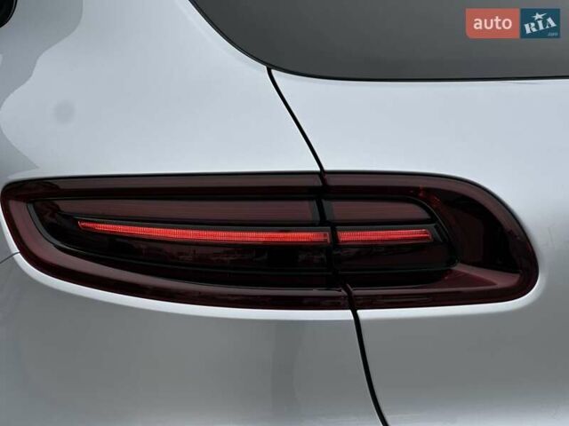 Серый Порше Масан, объемом двигателя 3 л и пробегом 79 тыс. км за 28500 $, фото 17 на Automoto.ua