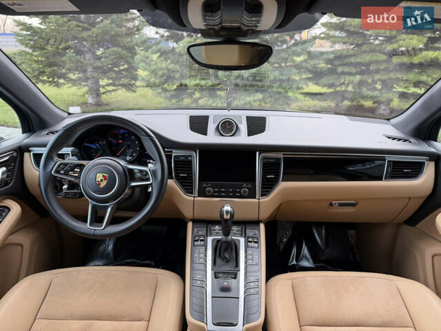 Серый Порше Масан, объемом двигателя 2 л и пробегом 86 тыс. км за 31000 $, фото 11 на Automoto.ua