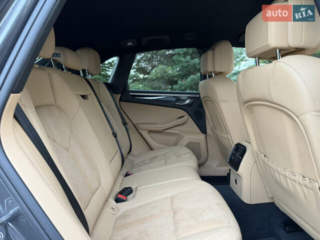 Серый Порше Масан, объемом двигателя 2 л и пробегом 86 тыс. км за 31000 $, фото 22 на Automoto.ua