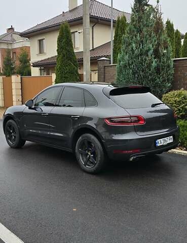 Серый Порше Масан, объемом двигателя 1.98 л и пробегом 82 тыс. км за 39500 $, фото 6 на Automoto.ua