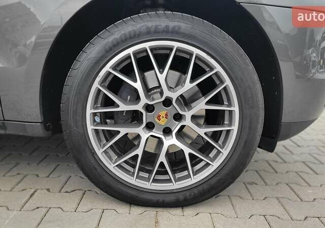 Серый Порше Масан, объемом двигателя 1.98 л и пробегом 133 тыс. км за 40500 $, фото 11 на Automoto.ua