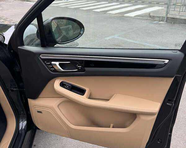 Сірий Порше Масан, об'ємом двигуна 1.98 л та пробігом 85 тис. км за 28500 $, фото 23 на Automoto.ua