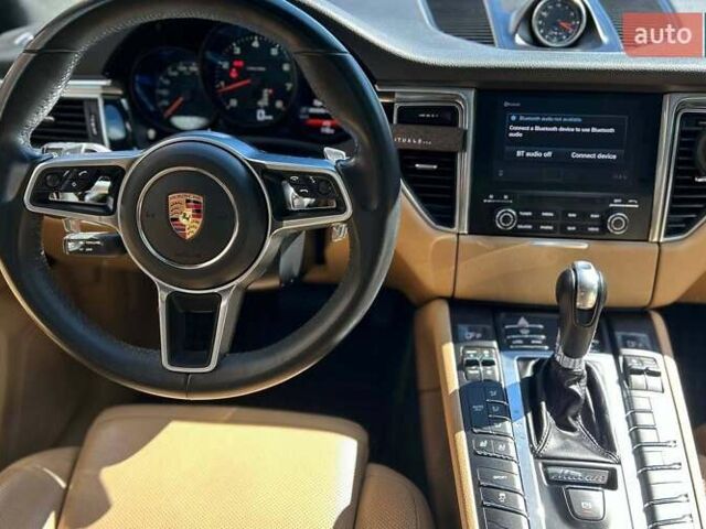 Серый Порше Масан, объемом двигателя 1.98 л и пробегом 54 тыс. км за 39000 $, фото 10 на Automoto.ua