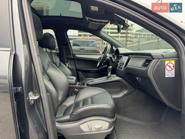 Сірий Порше Масан, об'ємом двигуна 3 л та пробігом 128 тис. км за 37500 $, фото 14 на Automoto.ua