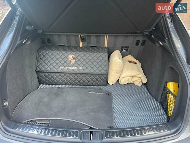 Сірий Порше Масан, об'ємом двигуна 1.98 л та пробігом 116 тис. км за 32800 $, фото 26 на Automoto.ua