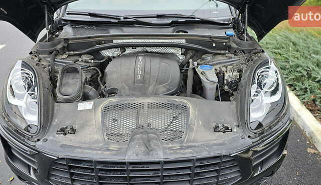 Серый Порше Масан, объемом двигателя 1.98 л и пробегом 82 тыс. км за 39500 $, фото 19 на Automoto.ua