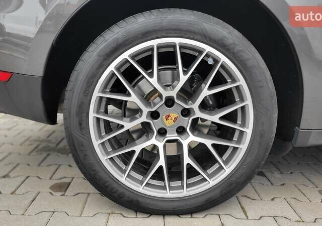 Серый Порше Масан, объемом двигателя 1.98 л и пробегом 133 тыс. км за 40500 $, фото 12 на Automoto.ua