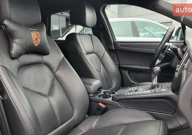 Серый Порше Масан, объемом двигателя 1.98 л и пробегом 133 тыс. км за 40500 $, фото 36 на Automoto.ua