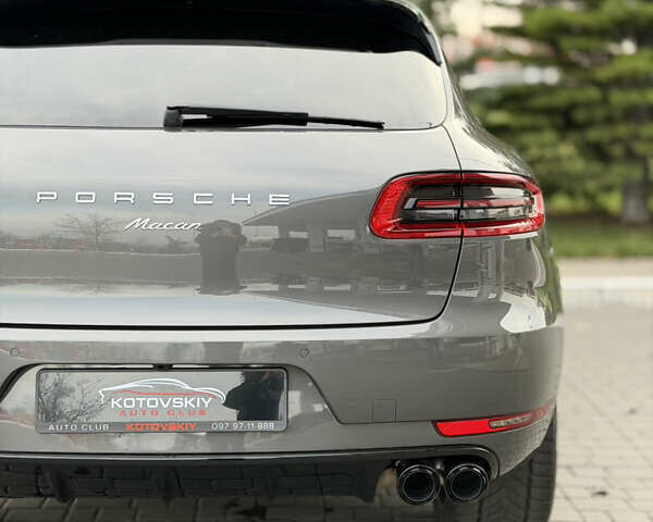 Серый Порше Масан, объемом двигателя 2 л и пробегом 86 тыс. км за 31000 $, фото 25 на Automoto.ua