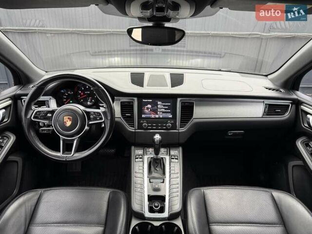 Сірий Порше Масан, об'ємом двигуна 3 л та пробігом 128 тис. км за 37500 $, фото 7 на Automoto.ua