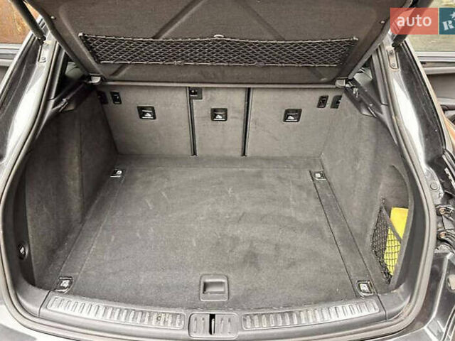 Серый Порше Масан, объемом двигателя 3 л и пробегом 88 тыс. км за 35000 $, фото 22 на Automoto.ua