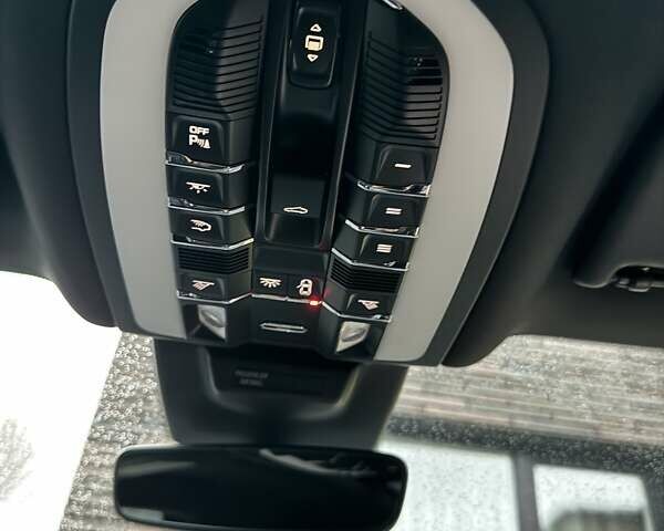 Серый Порше Масан, объемом двигателя 1.98 л и пробегом 48 тыс. км за 44900 $, фото 28 на Automoto.ua