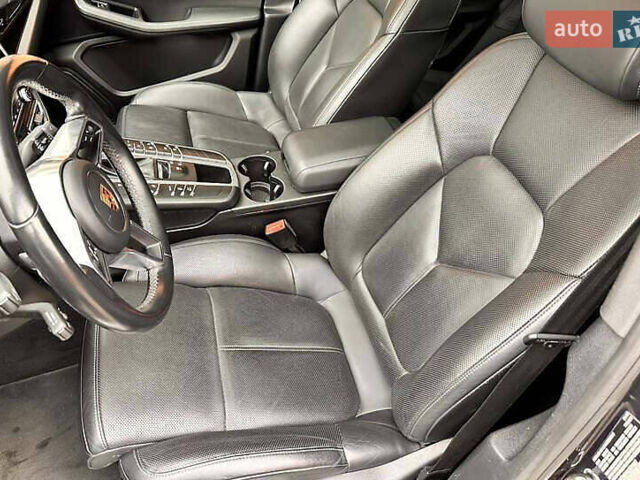 Серый Порше Масан, объемом двигателя 3 л и пробегом 88 тыс. км за 35000 $, фото 14 на Automoto.ua