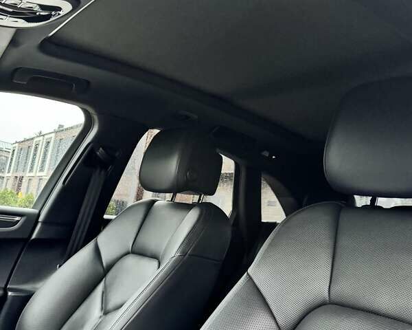 Серый Порше Масан, объемом двигателя 1.98 л и пробегом 48 тыс. км за 44900 $, фото 12 на Automoto.ua