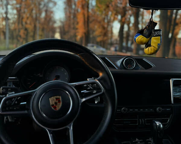 Сірий Порше Масан, об'ємом двигуна 3 л та пробігом 107 тис. км за 48000 $, фото 15 на Automoto.ua